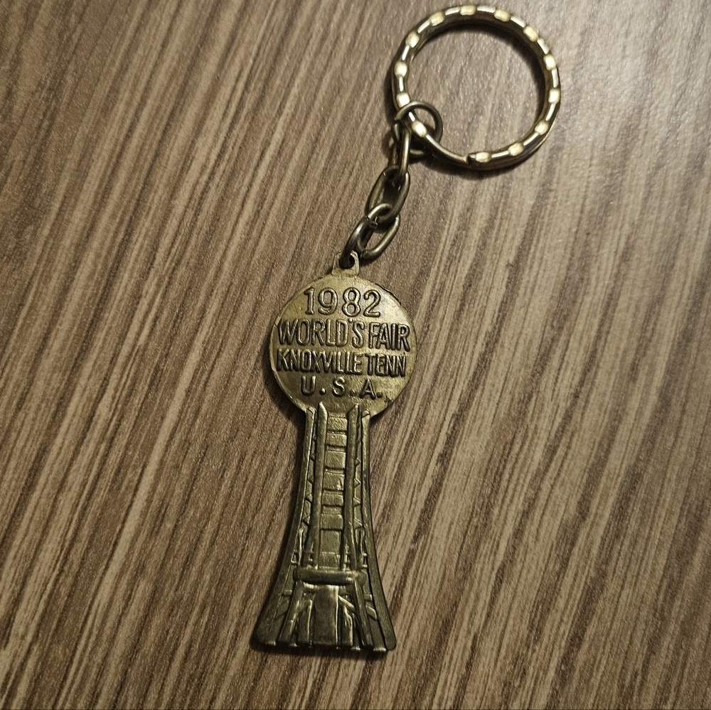 Vintage 1982 World's Fair Keychain